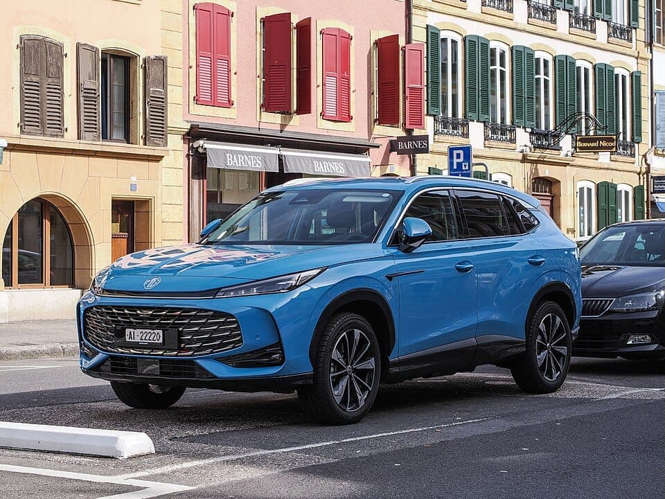 MG HS Plug-in Hybrid